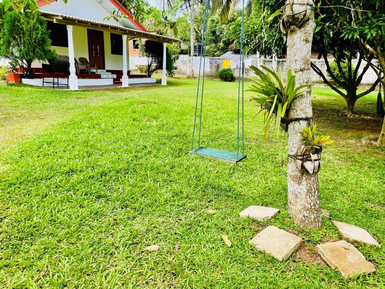 Villa Secret Garden Mirissa Exterior foto